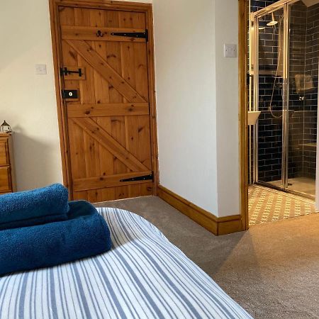 Little Hilton Farm Bed & Breakfast Хавърфордуест Екстериор снимка